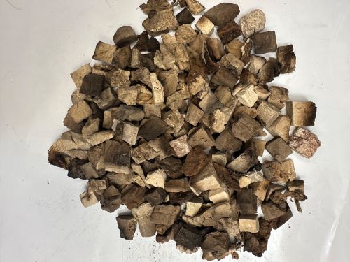 Chi Fu Ling 赤茯苓 - Poria Rubrae