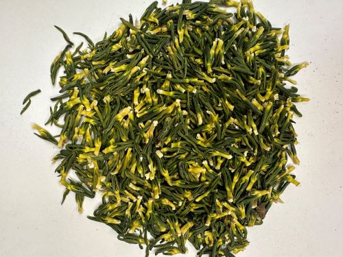 Lian Zi Xin 蓮子心 - Nelumbinis Plumula