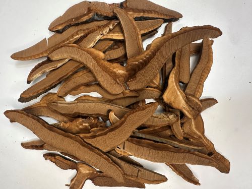 Ling Zhi (Black, Cut) 黑靈芝片 - Ganoderma